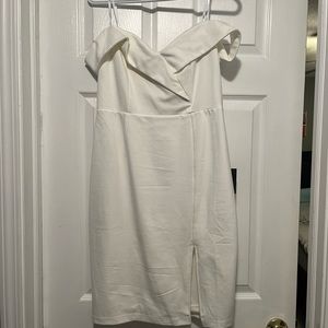 NWOT lulus large dress